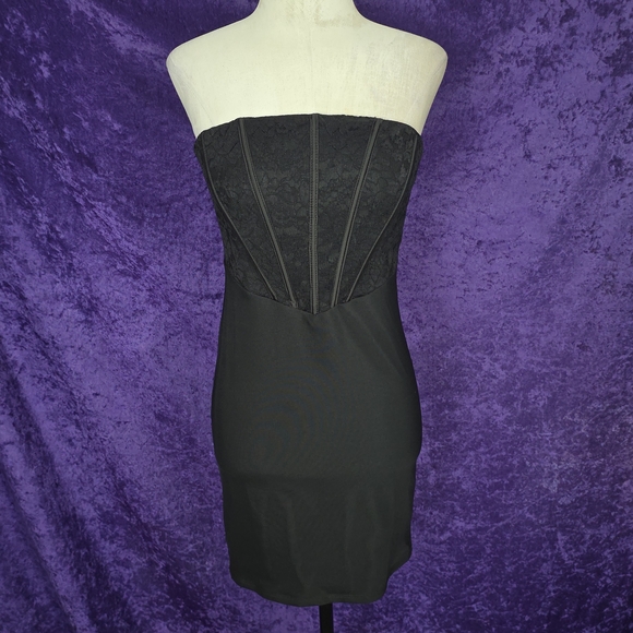 Hello Molly Black Strapless Mini Corset Dress Medium NWT - Picture 1 of 7